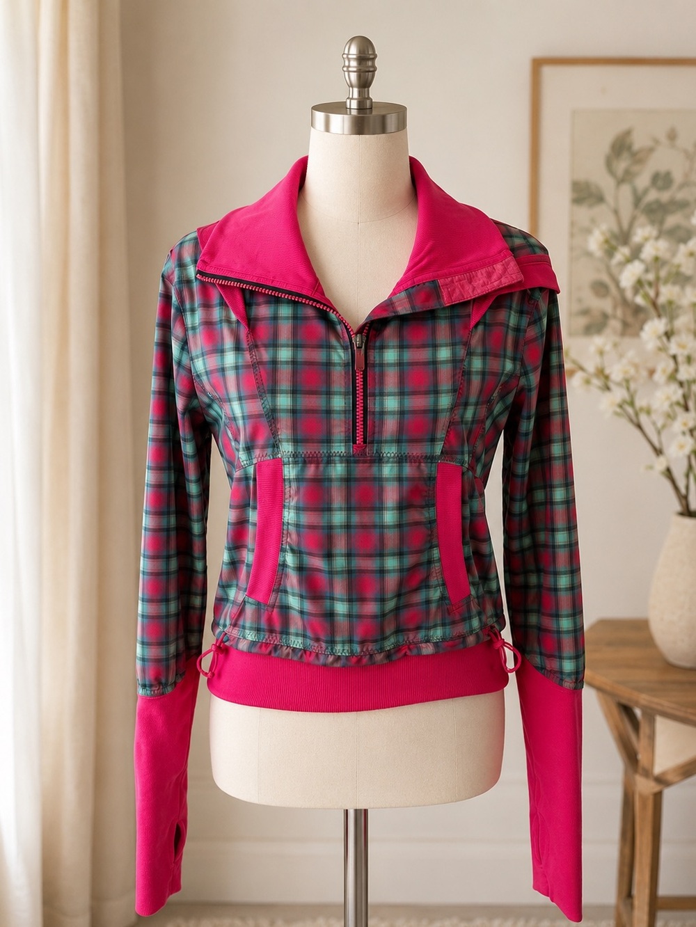 RARE Lululemon Run Reflection Pullover Sz 8 In Senorita Pink Plaid
